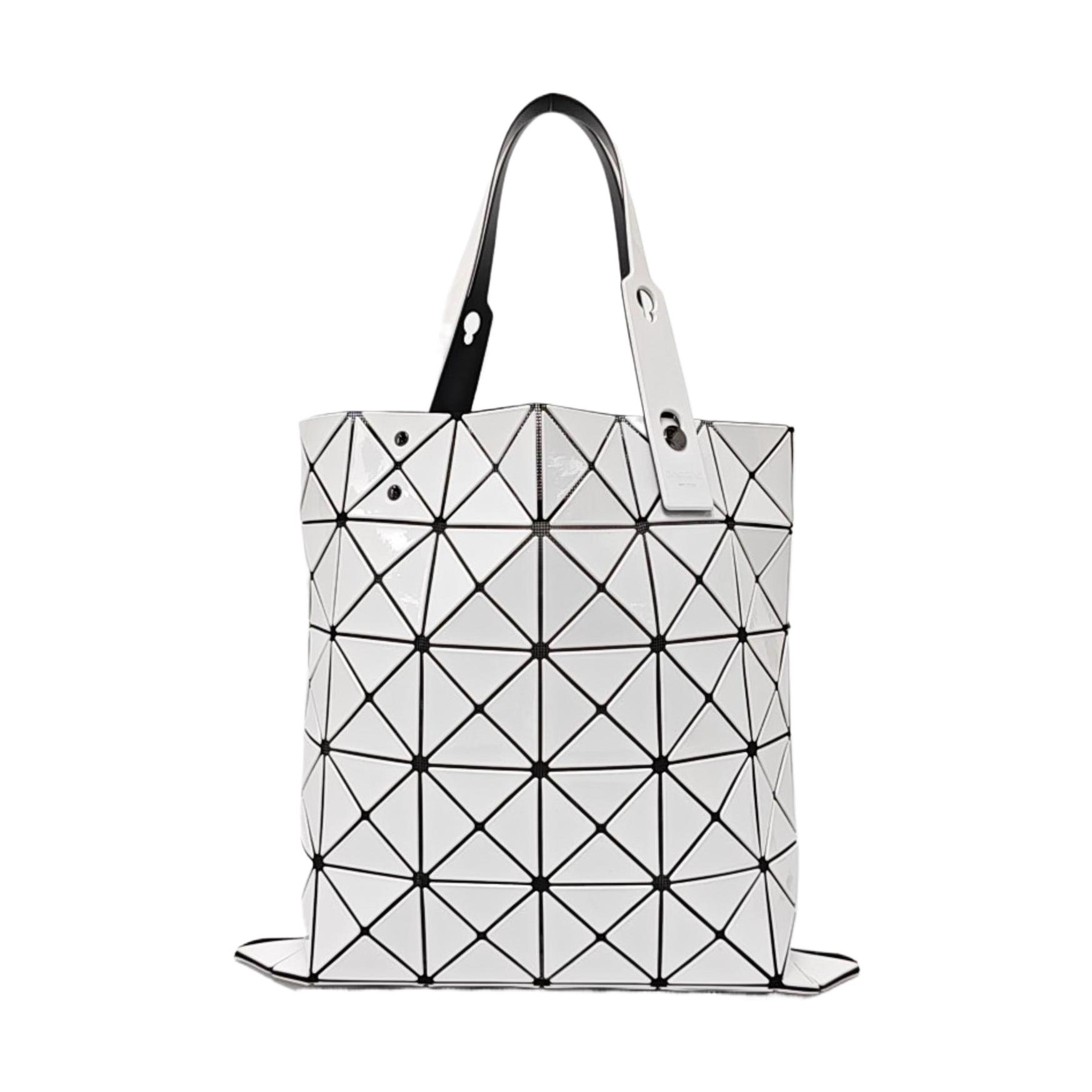 [Pre-Owned] Lucent White Special Material Geometric Tote Bag - Excellent #NLFV16 ONE SIZE