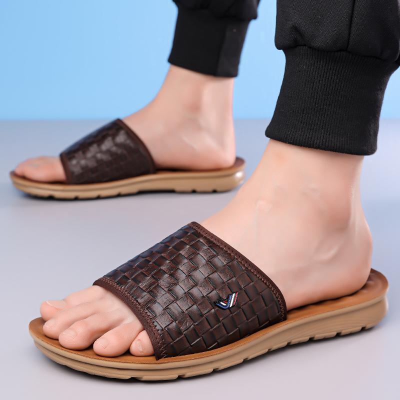 High Quality New Luxury Men's Summer Knit Pattern Slippers Cool Breathable Anti-slip Outdoor Trendy Beach Shoes