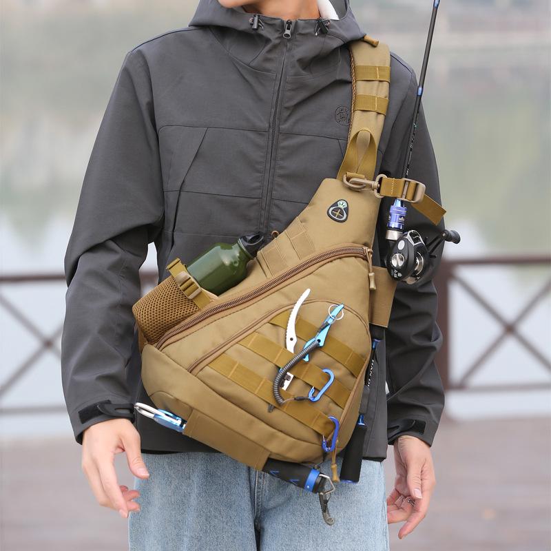 

Men’s Camouflage Water-Repellent Tactical Chest Bag with Fishing Rod Holder – Multifunctional Large Capacity Crossbody/Single Shoulder Bag. Scorpio