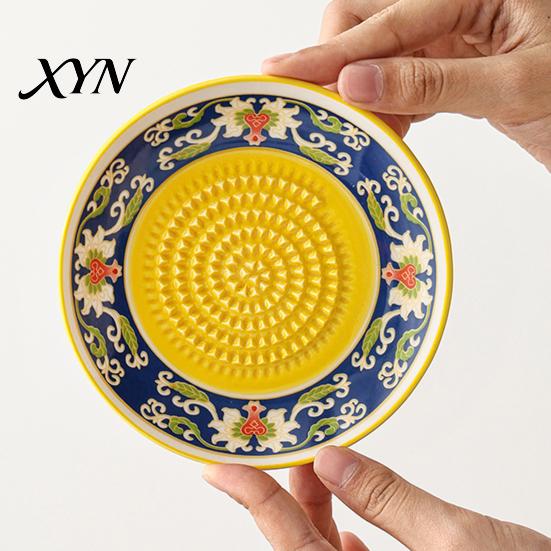 Grattugia da Cucina in Ceramica Piatto Ciotola Tritaglio Aglio, Scorzascatola Manuale per Zenzero Frutta per Piatto, Vassoio Multifunzione per Preparazione Mescolanza Servizio, Moderno Minimalista