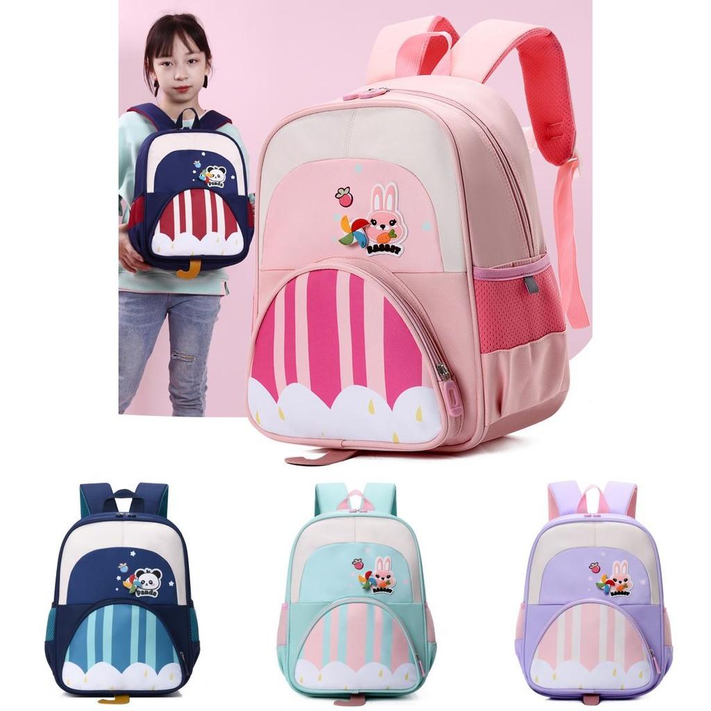 Entzückender geschlechtsneutraler Rucksack für Kinder mit Zeichentrickfiguren für die Schule