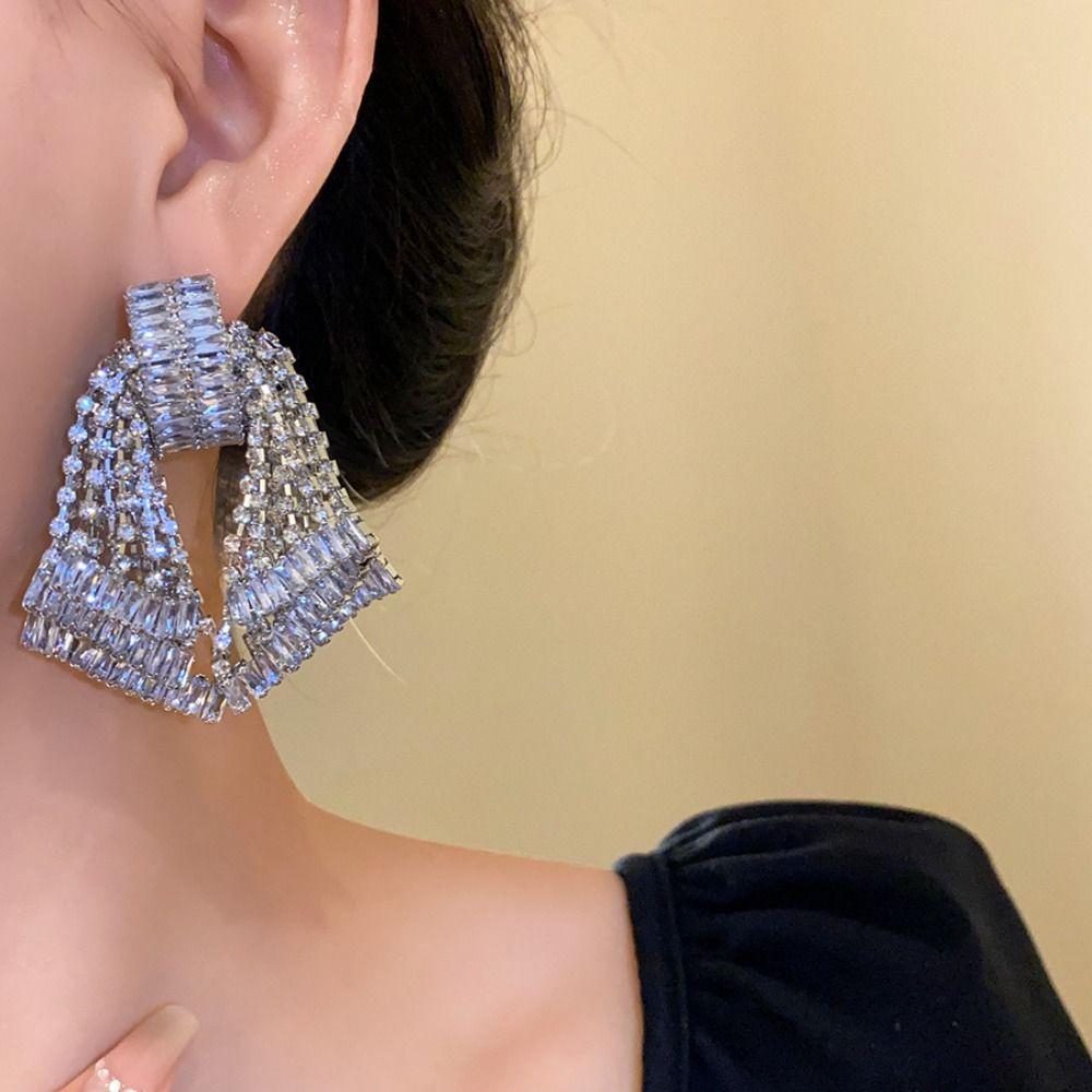 Elegant Bowknot Drop Earrings Crystal Exaggerated Earring Luxury Shining Rhinestone Earrings Women