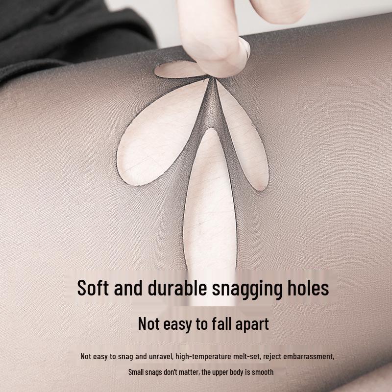 Women's Ultra-Thin Invisible Black Silk Anti-Snag Pantyhose - High-Transparency, Zero-Feel, Non-Rolling, 0D Bare Leg Style.