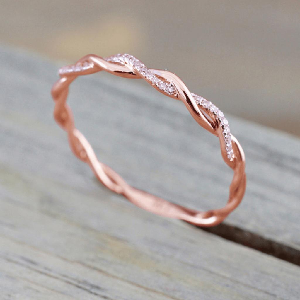 1pc Women's Ring, Inlaid with Synthetic Zircon Ring, Fashionable Ring, Suitable for Daily Wear, Layered Ring