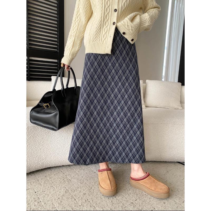 Sinan Retro British Plaid High-Waisted Velvet A-Line Skirt SN8476 Large