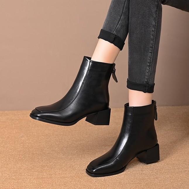 

2025 новые короткие ботильоны на толстом каблуке весна и осень мягкая кожа британский квадратный носок осень и зима бархатные на высоком каблуке женские кожаные туфли 40