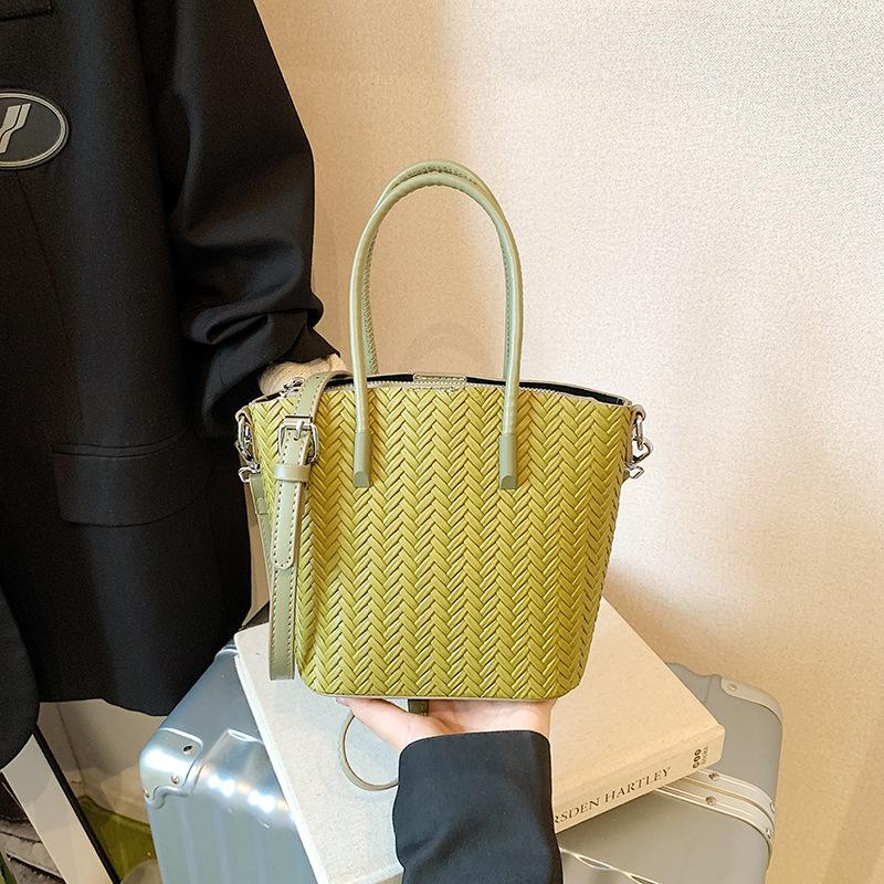 Premium Bag Women's 2025 New Fashion Retro Versatile Shoulder Bag Commuter Messenger Bag Bucket Bag Handbag