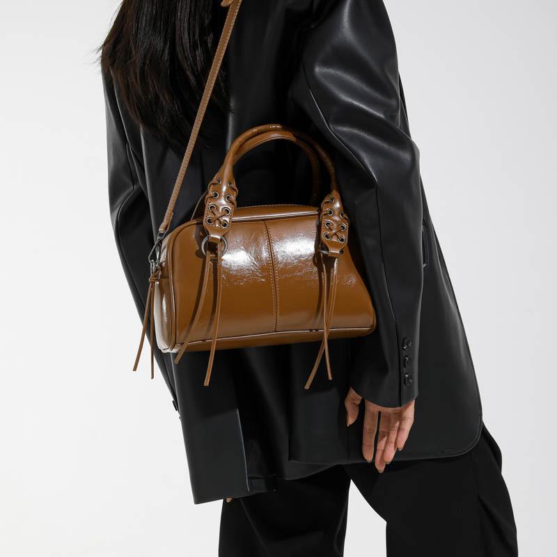 Mode Boston Handtasche Damen 2025 neue Retro Umhängetasche vielseitige Messenger Bag kleine quadratische Tasche