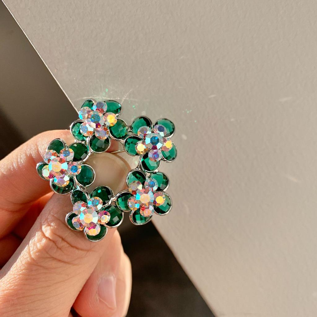 Senior brosjer blomst blad brosje pins for kvinner dress anheng mote brosjer smykker