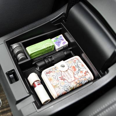 Supporti e piedistalli – Mensole e organizer