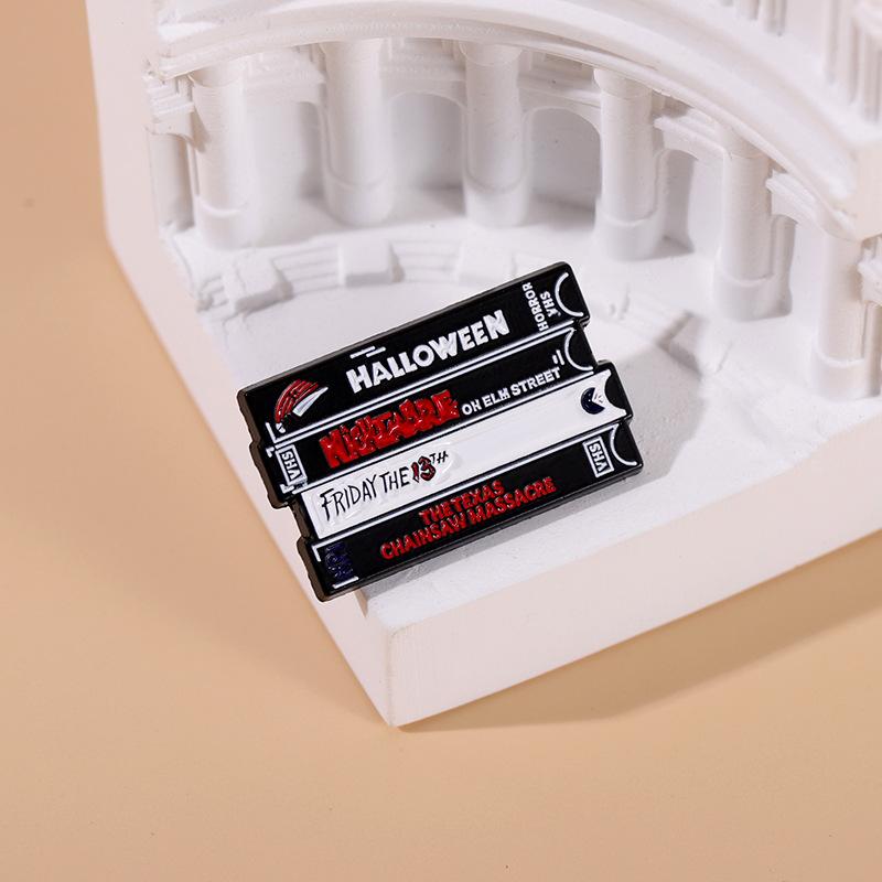 Horror Film Videotape Pin Brooch Buckle Golden Metal Badge Bag Clothes Lapel Brooches For Women Men Kids Gifts