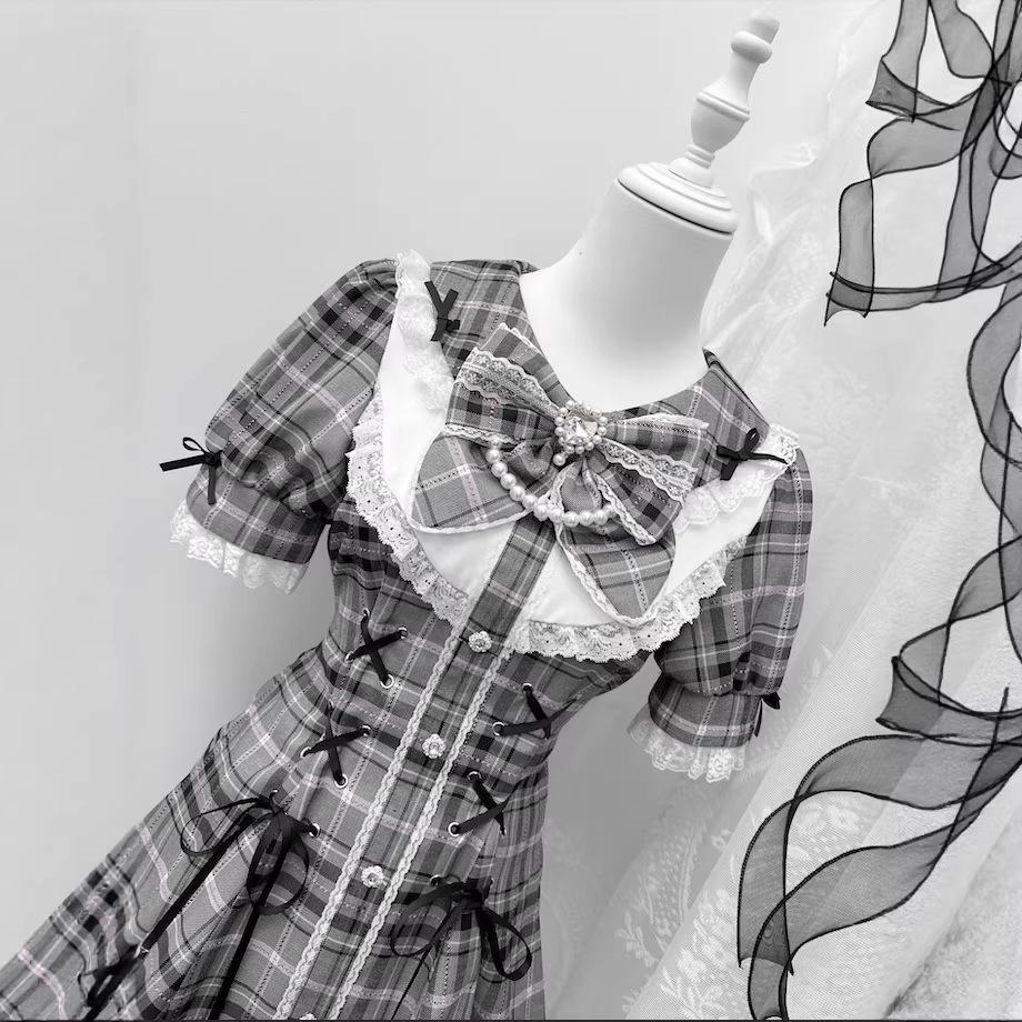 Karokleider-Set für zierliche Frauen: Sommer-Kurzarm-Hemdblusenkleider & Shorts mit Spitzenbesatz