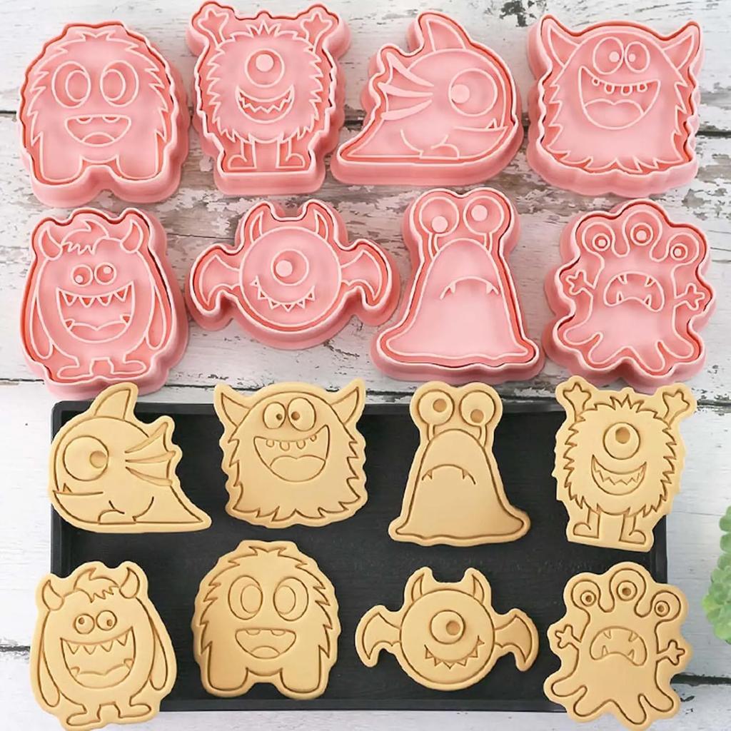 8 Pcs/set Cookie Cutters Plastic 3D Cute Cartoon Pressable Biscuit Mold Fondant Cookie Stamp Kitchen Baking Pastry Bakeware