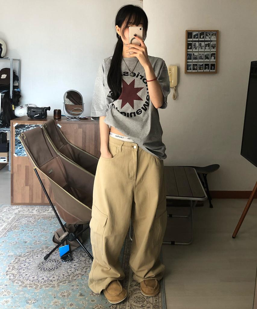 Mubeun Curved Wide Cargo Pants Beige