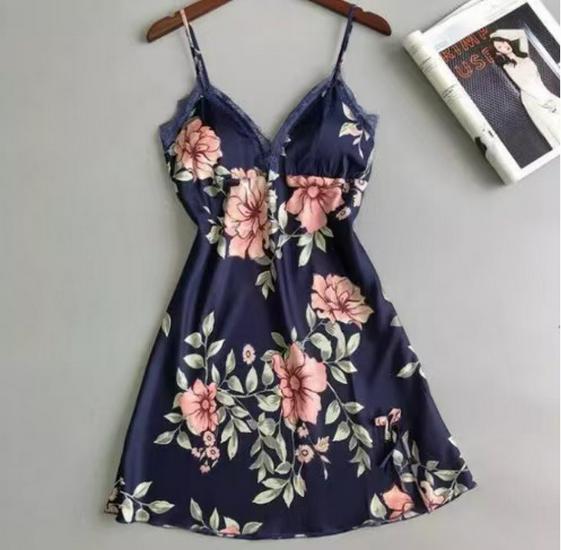 

Женская шелковая пижама с принтом: Большой размер, свободный крой, с нагрудными вкладышами, для весны и осени S