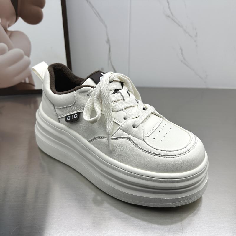 

Leather women s shoes platform heightening white shoes women s winter versatile casual board shoes velvet warm platform shoes 40