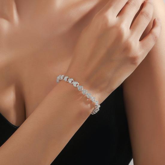 Women Bracelet Heart Shape Sparkling Rhinestones Inlaid Wristband Waterproof Casual Wear Bracelet Wrist Accessory