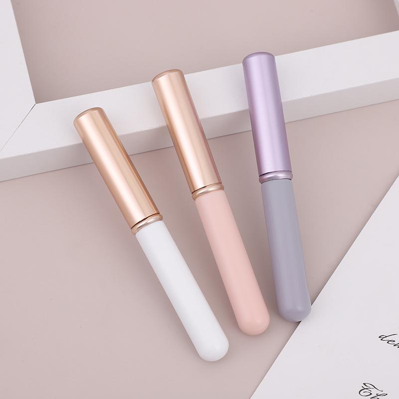 Przenośny pędzel do ust z okrągłą główką Profesjonalny mini pędzel do rozcierania korektora z osłoną dla kobiet Narzędzie do makijażu dziewczęcego