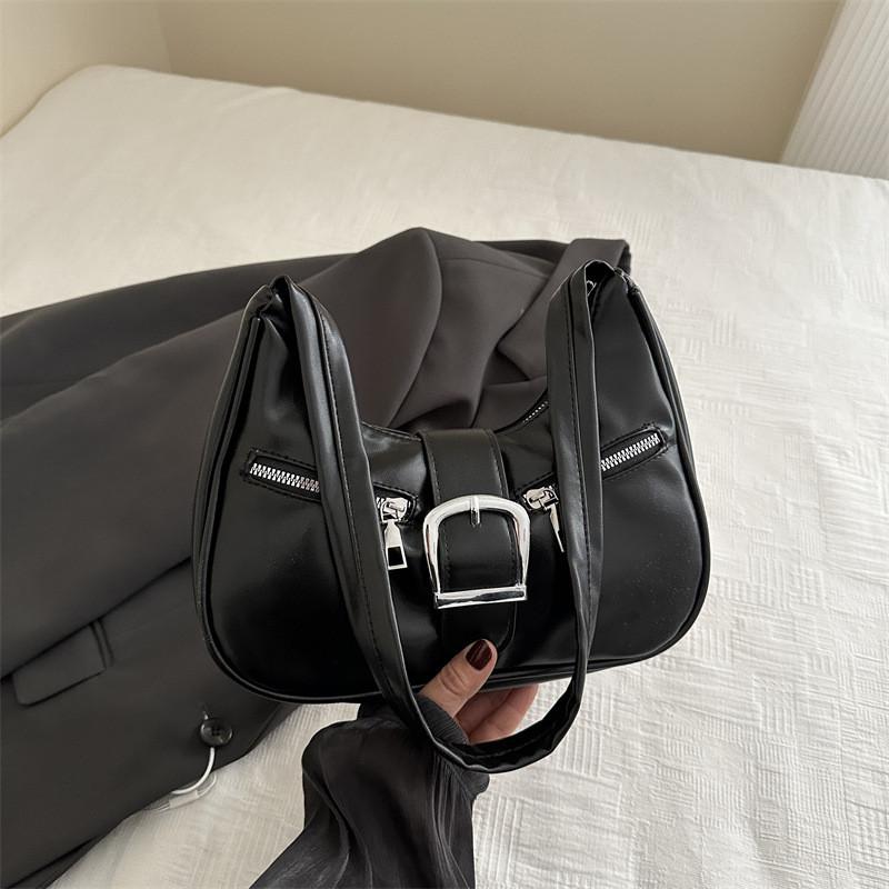 Stylish Retro French Design Underarm Bag For Winter With Soft Pu Material And Multiple Colors