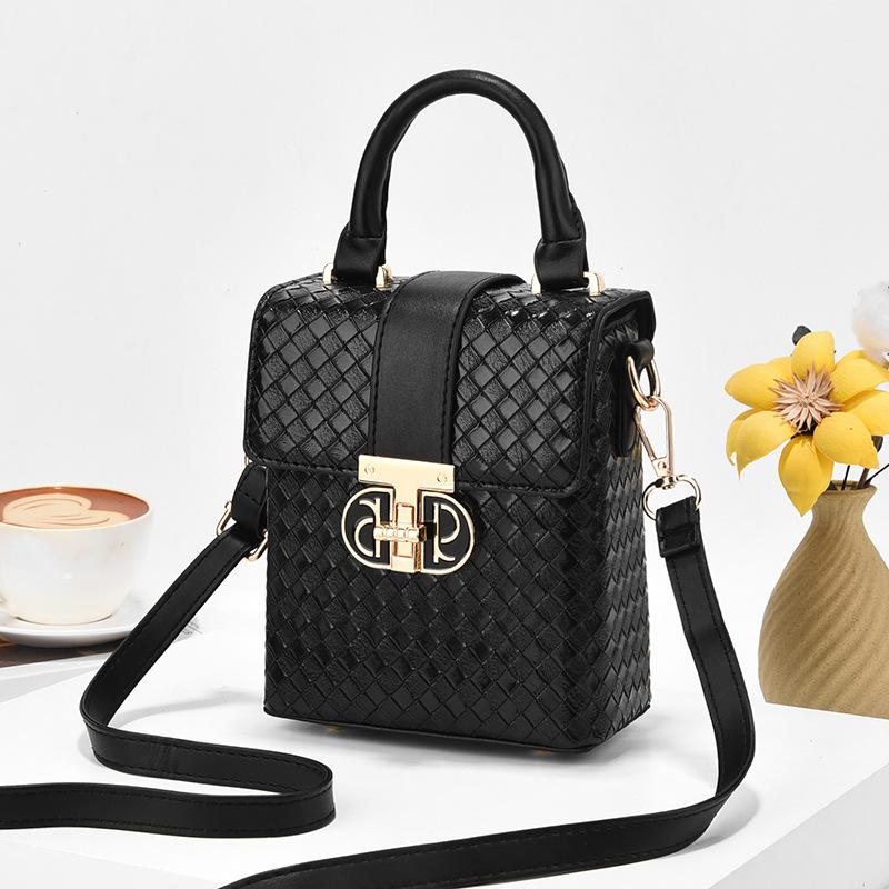 

Сумка женская на плечо мессенджер 2025 новая женская сумка простая надпись мода сумка для мобильного телефона цветок чёрный