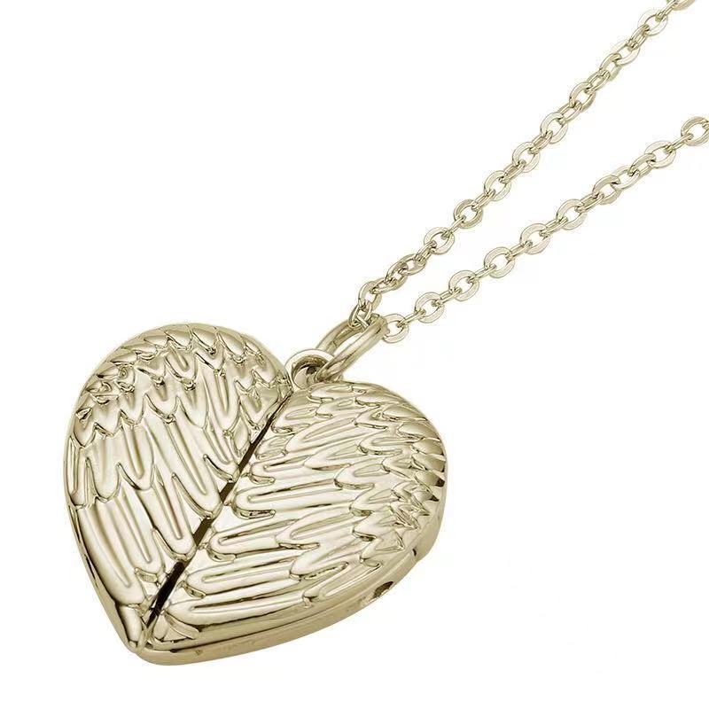 

New Angel Wings DIY Flash Memory Photo Pendant Antique Heart-Shaped Locket Souvenir Necklace Fashion Women Romantic Accessories