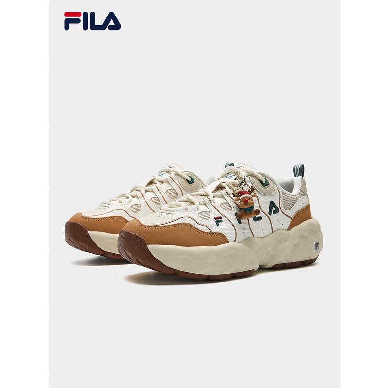 Fila Women's MUFFINXMAS Christmas Edition Dad Shoes