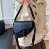 Retro-style Personalized One-shoulder Crossbody Armpit Bag