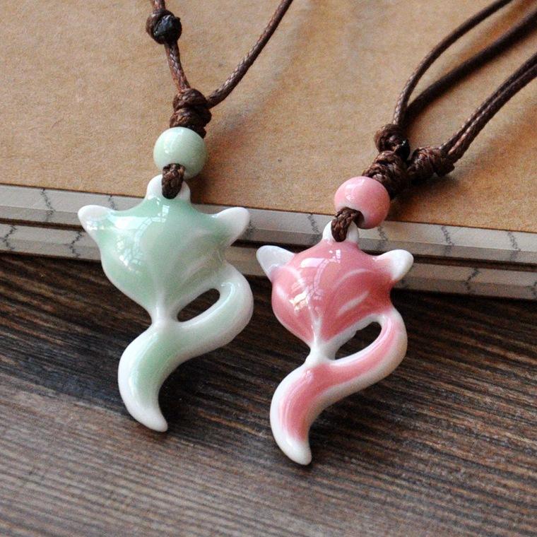 

Handmade Ceramic Fox Necklace Set, 2 Pcs Artisan Bohemian Fox Pendant Necklaces With Adjustable Cord, Unique Vintage Animal Jewelry For Girls As Gift яскраво-рожевий колір