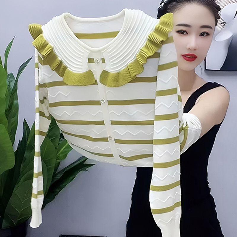 Maglione a strisce alla moda e giovanile per donna, nuovo stile autunnale, top elegante e versatile, a maniche lunghe, dalla vestibilità ampia e snellente