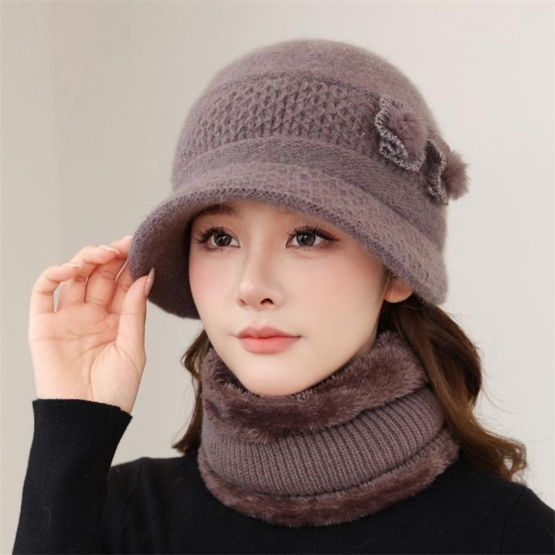 Winter middle-aged and elderly mother hat women's fleece thickened thermal ear protection hat big brim old lady knitted wool hat