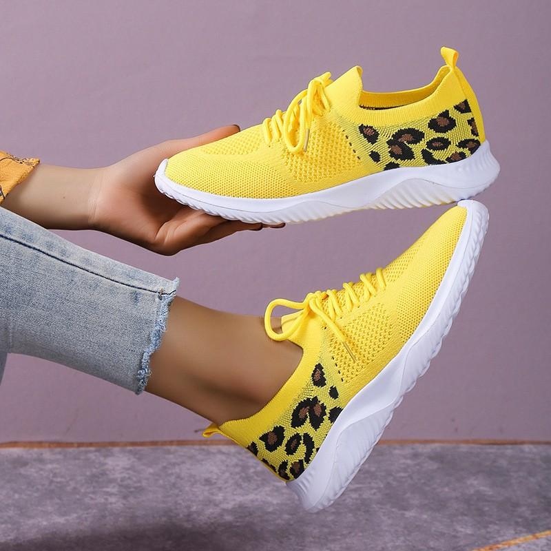 

Мода Мода Женская обувь больших размеров 2025 лето Новая круглая плоская сетчатая обувь Простые универсальные женские кроссовки Противоскользящая женская повседневная обувь 43 жёлтый