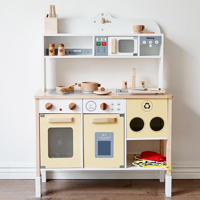 Wooden Kitchen Toy Set: Sound & Light Role-Play Cooking Experience for Kids
