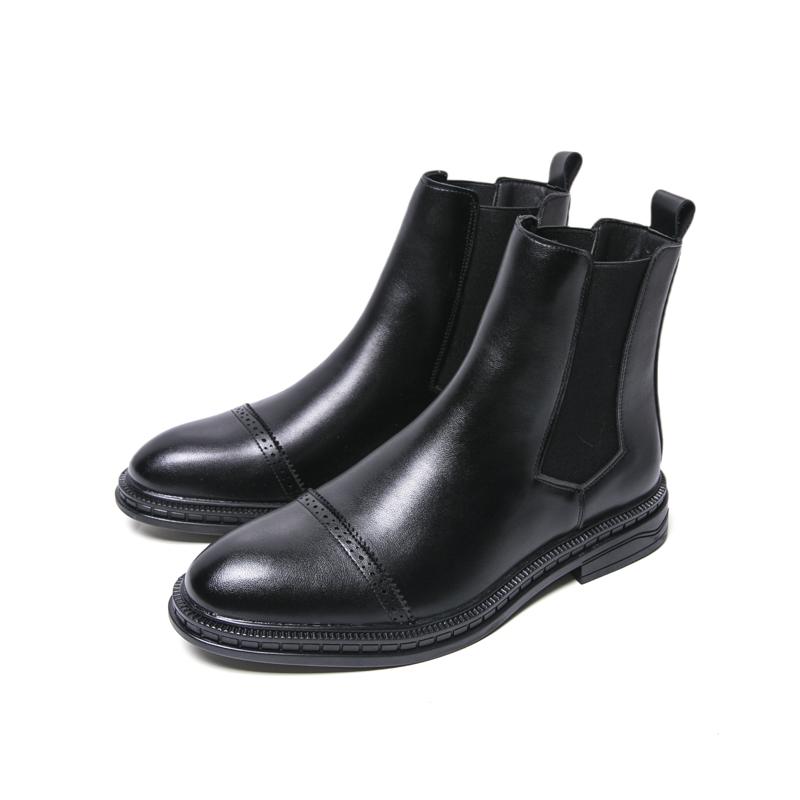 

Модная осенне-зимняя мужская кожаная обувь черного цвета. Классические деловые и повседневные стили. Рабочая и офисная. Взрослые ботинки, горячо раскупаемые. 46 чёрный