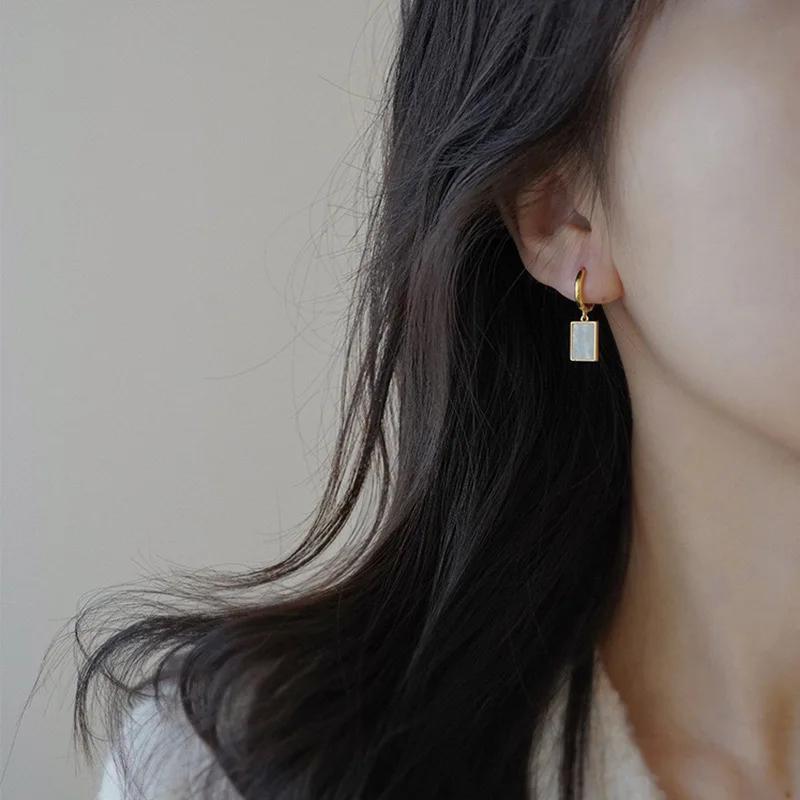 New Design Square Shell Geometry Pendant Earrings Luxury for Woman Girls Fashion Temperament Jewelry Accessories Party Gift