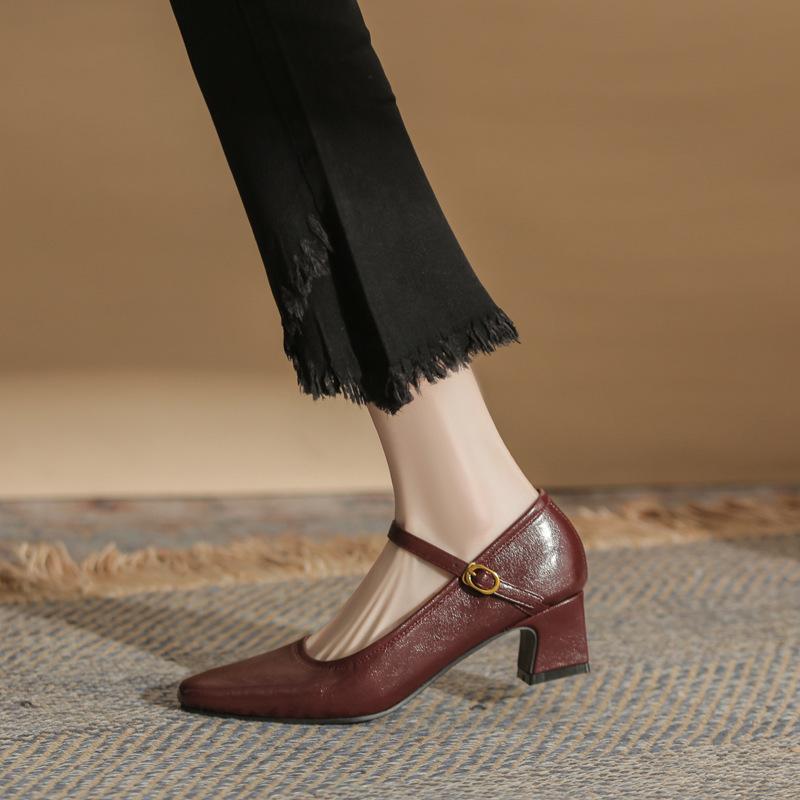 Sheepskin version French retro black high heels 2025 spring word with commuter work thick heel Mary Jane shoes