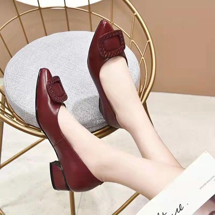 Versatile Soft Leather Single Shoes Women's Autumn New Medium Women's Shoes Flat Shoes Soft Soles Are Not Tired Women's Shoes