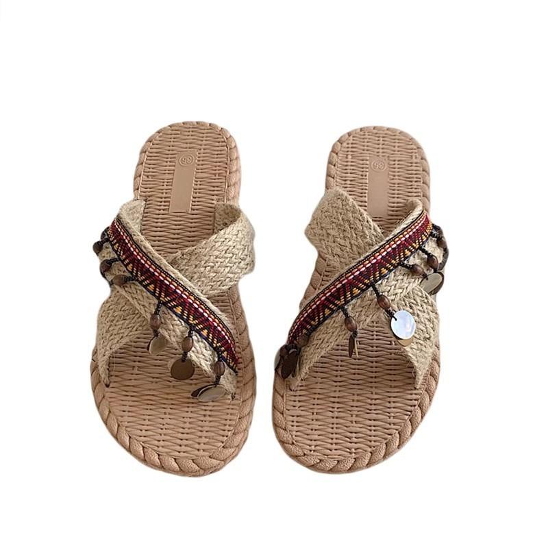 Summer Flat Heels Flip-flops Flip-flops Beach Shoes Fashionable and Trendy Slippers