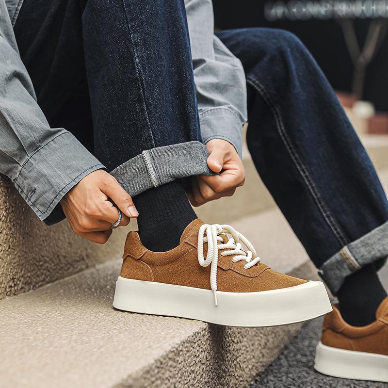 2024 New Men's Casual Leather Board Shoes Trend Versatile Height Increase Youth Niche Leather Shoes Sports Shoes 8008-J