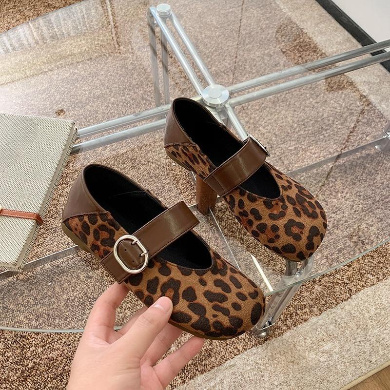 Inside Heightened Single Shoes Autumn New Round Toe Shallow Mouth Metal One-belt Soft Sole Non-slip Low-heeled Shoes