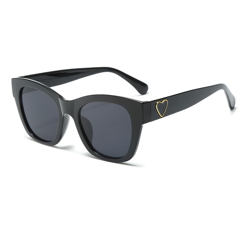 

Exquisite Square Sun Glasses Women Men Heart-shaped Decoration Sunglasses Party Travel Female Male Eyeglasses