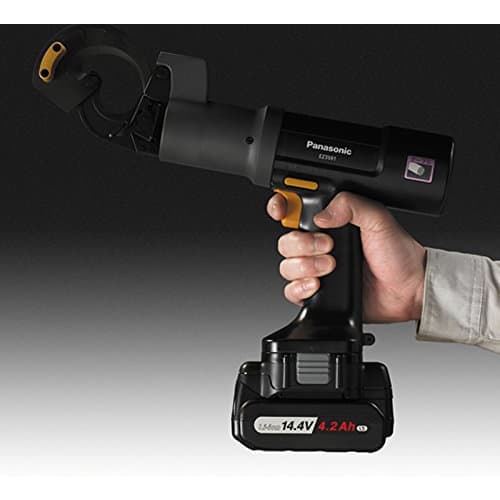 Adaptér na baterie Panasonic (převádí 14,4V baterii na 12V) pouze tělo (baterie a nabíječka se prodávají samostatně) adaptér EZ9740