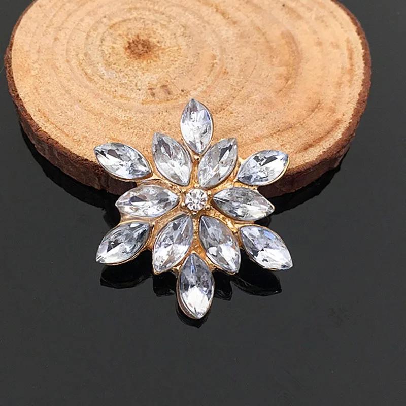 Engood 50Pcs Christmas Snowflake Crystal Rhinestone Button Embellishment DIY Hair Accessories Sewing Trim Embellishment Craft