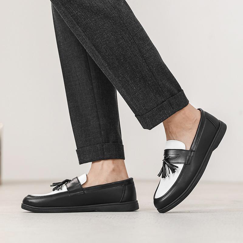 Elegant Mens Dress Casual Shoes Luxury Brand Men's Loafers Wedding Office Shoes Patent Leather Slip-on Tassel Business Shoes