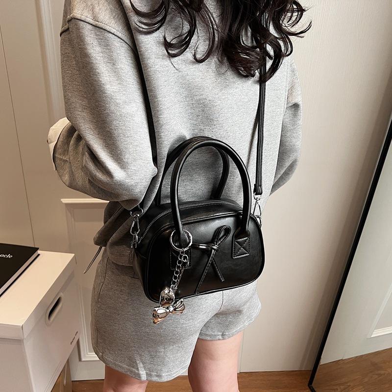 New messenger small bag women's high-end sense niche fashion handbag cute bow mini handbag