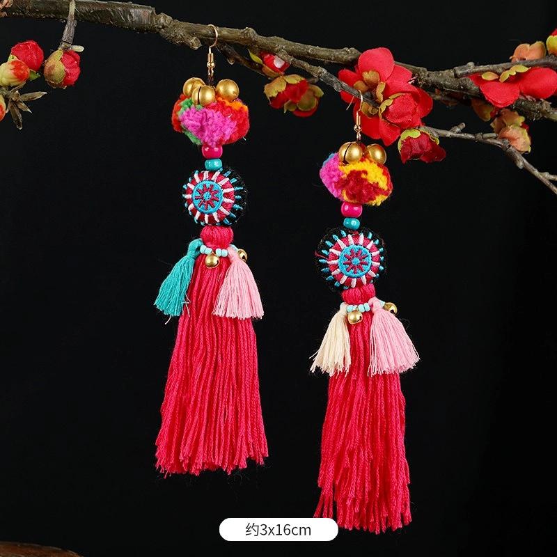 Retro Contrasting Pom-pom Earrings, Exaggerated Personality, Bohemian Vacation Long Fringed Temperament Earrings for Women