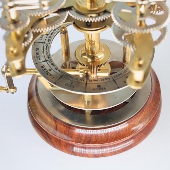 45.72 cm Luxury Art Piece for Book Shelves Brass and Steel Orrery A Larger Model of the Solar System with planets