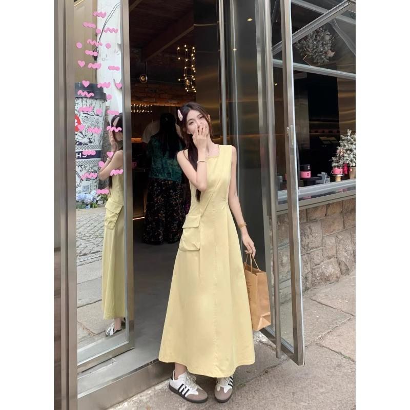 Pure and Gentle Yellow Dress for Women, Summer Round Neck, Waist and Thin Back