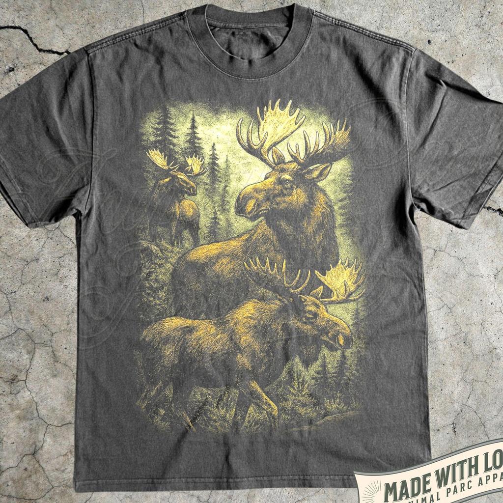 Moose Shirt Vintage Wildlife Graphic Tee, Nature Lover Gift, Rustic Forest Animal T-Shirt, Outdoors Adventure Top, Cabin Lodge Style
