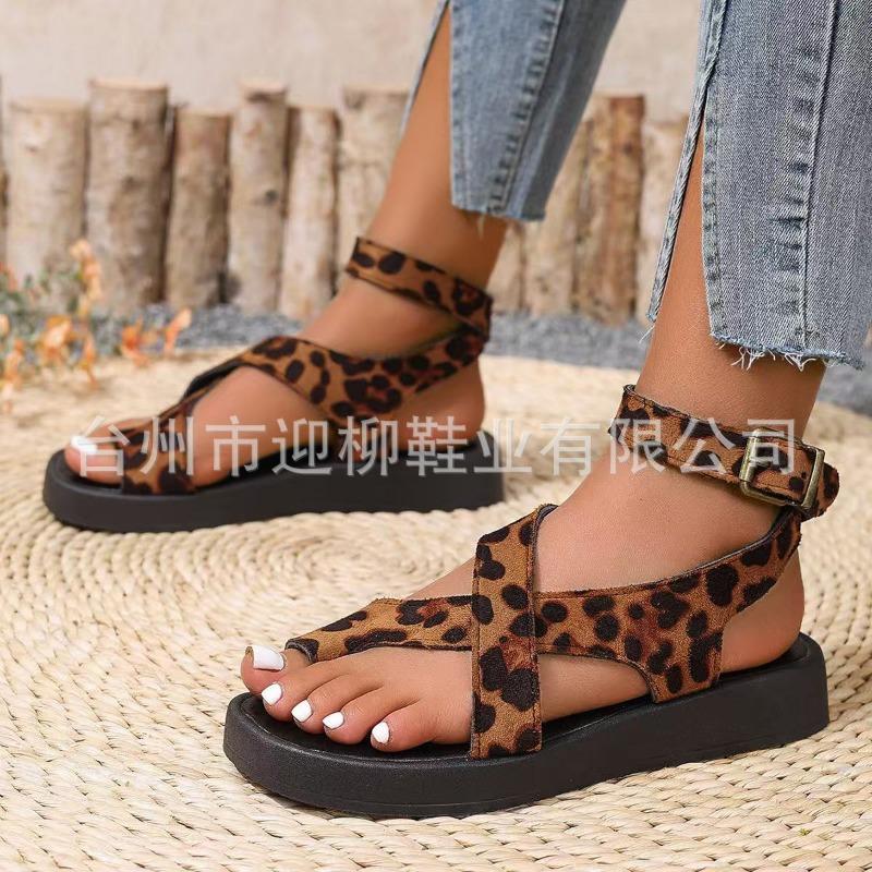 

Sandals women s new large size set toe polyurethane platform casual wind outer wear ring buckle with women s sandals 43 цветной печати леопарда