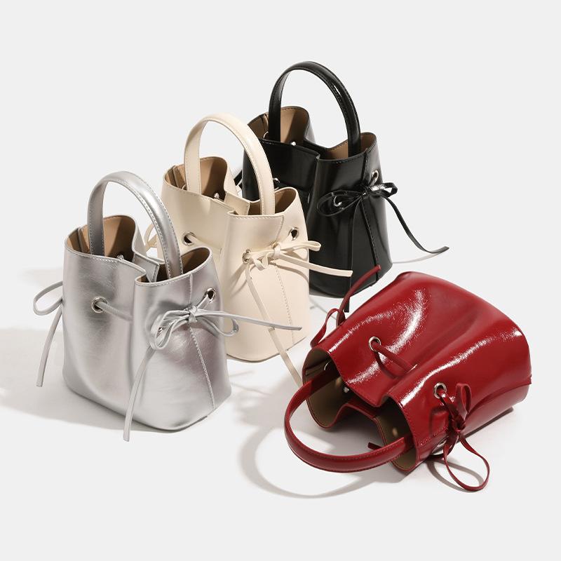 Drawstring New Bag Niche Texture One Shoulder Crossbody Temperament Bucket Bag Women French Retro Fashion Trend Bag